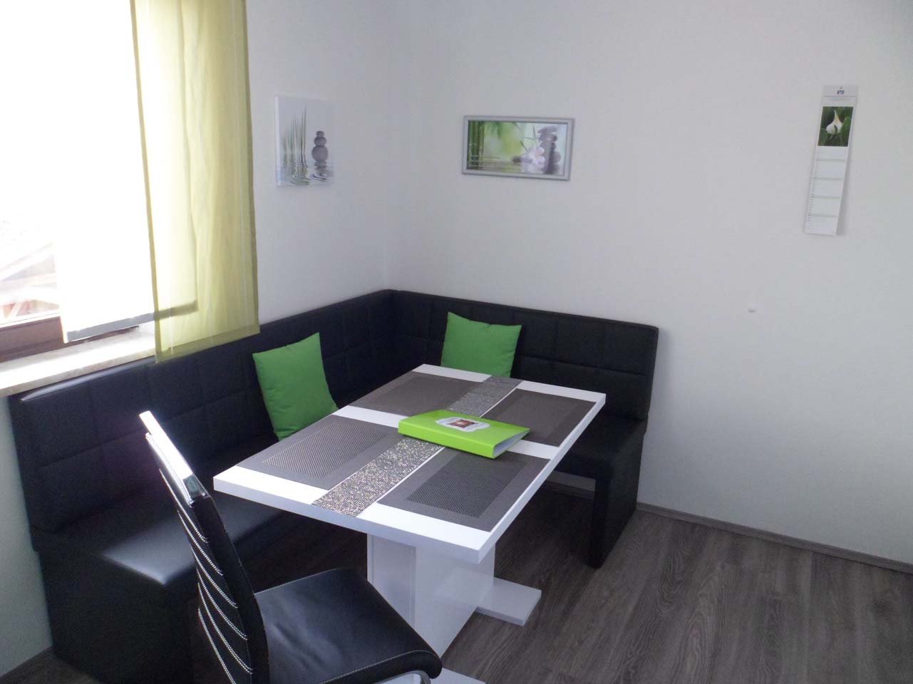 Sitzgruppe mit Eckbank in der Küche